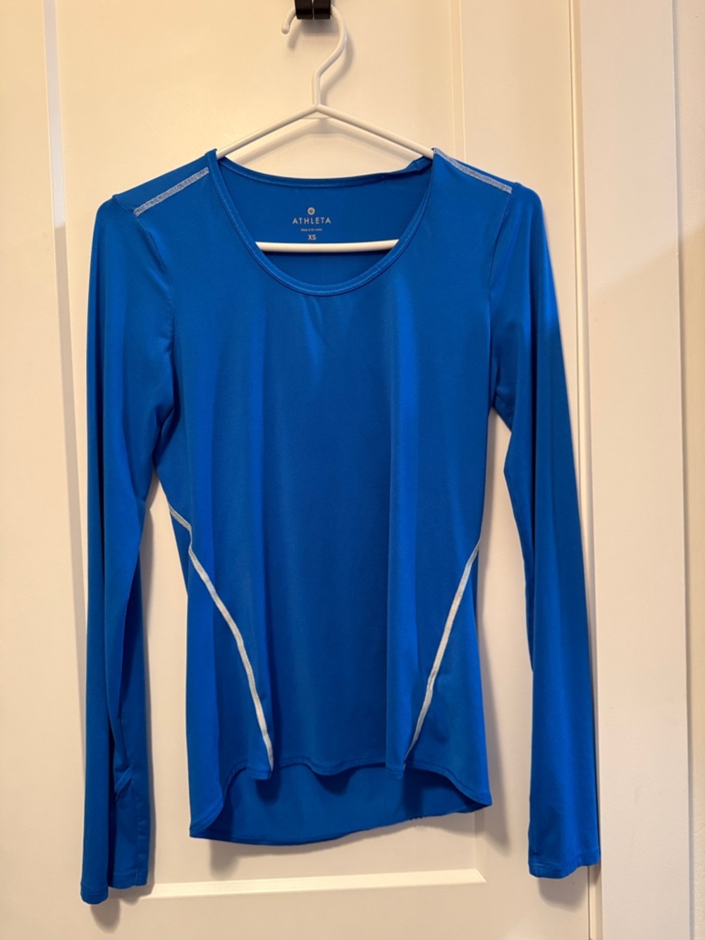 Athleta Women's Royal Blue Long-Sleeve Performance Tee size XS